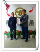 賀：威海榮成張成榮電烤雞架加盟再添一員，創(chuàng)業(yè)加盟旺季勢不可擋！