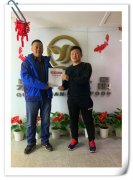 2019，又一家張成榮電烤雞架在青島落地！
