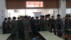 電烤雞架加盟新店開業(yè)——開在學校的寶藏店面！